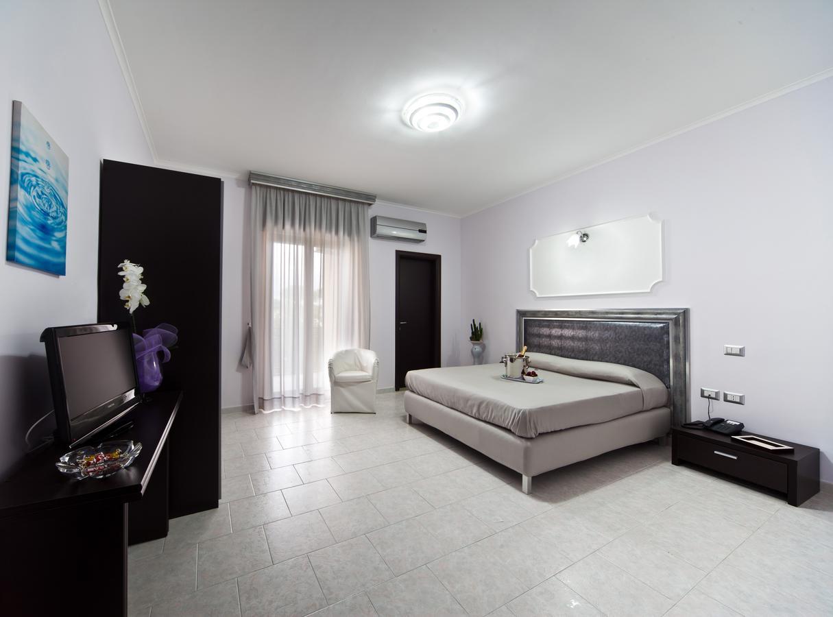 Hotel Glamour Qualiano Esterno foto